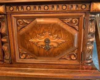 MAGNIFICENT Antique WEST END FURNITURE CO Rockford Illinois HAND CARVED NO 891 Dining Suite