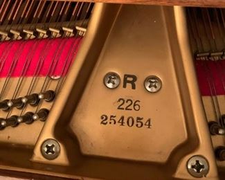 BALDWIN 226R 5'8" Grand Piano with Bench