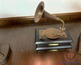 Vintage Phonograph Music Box "Happy Hanukkah"