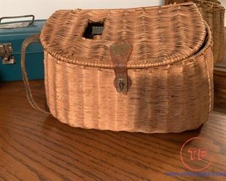 Antique SPLIT BAMBOO Fishing Creel / Basket