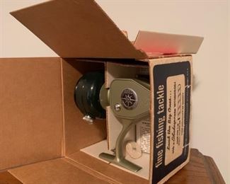 Shakespeare 2000 Spinning Reel Model EB