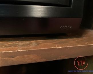 INTEGRA CDC-3.4 6 Disc CD Player