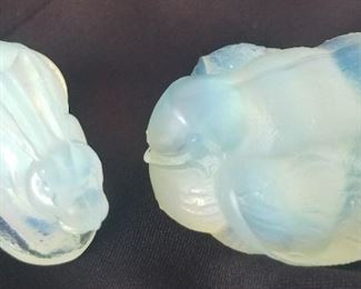 SABINO FIGURES, RABBIT AND PUFFED UP BIRD