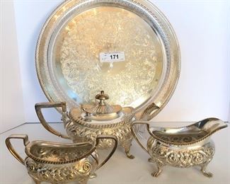 SILVERPLATE TEASET WITH REPOUSSE DESIGN WITH TRAY
