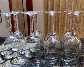 HALF OFF! $12.00 now, was $24.00........Set of 8 Wine Glasses LOT 1