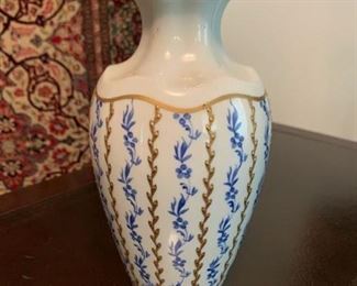 HALF OFF!  $20.00 now, was $40.00......Limoges France Hand Painted Vase