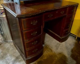 CLEARANCE !   $5.00 now, was $20.00....Vintage Desk Needs TLC