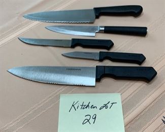 HALF OFF!    $8.00 now, was $16.00....Kitchen LOT 29  5 Knives