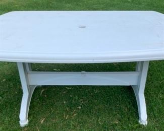 CLEARANCE !  $5.00 now, was $20.00......Heavy Plastic Patio Table