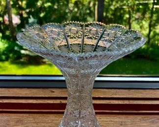 $30.00......Bohemian Crystal Vase, Queens Lace Czech Cut Crystal    6" tall (QUEEN LACE LOT 4) 