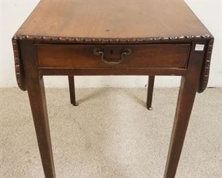 1097	ANTIQUE MAHOGANY DROP LEAF TABLE W/ DRAWER & CARVED EDGES, 29 IN X 19 IN CLOSED, 27 1/2 IN H, DROPS ARE 7 1/4 IN 
