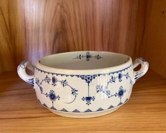 103L Furnivals Round Vegetable Bowl