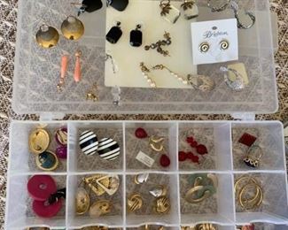 305m Assorted Earrings