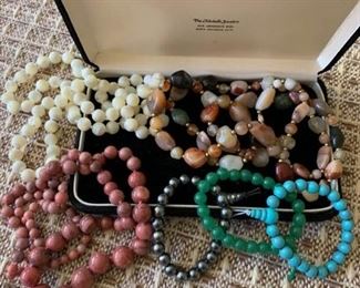 325m Costume Beaded Bracelets