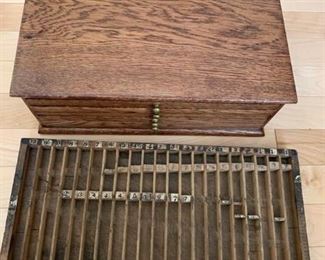 337d Vintage Type Tray  Locking Box