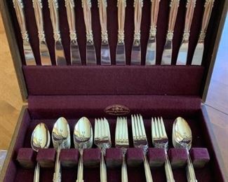 374k International Silverplate Flatware