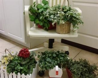 G210Artificial Plants and Wooden Desk Chair