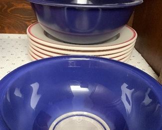 Pyrex Mixing Bowls.