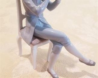 LOT S1- $95- LLADRO BOY PLAYING FLUTE 10" TALL
