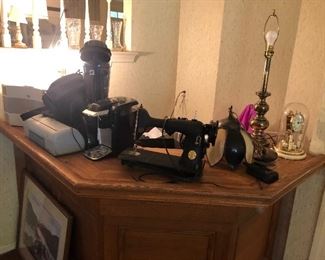 Vintage sewing machine & electronics 