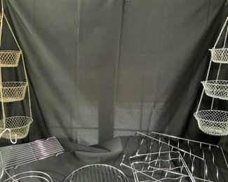 Miscellaneous Racks and Fruit and Veggie Holders