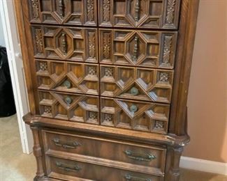 SixDrawer Chest