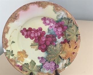 Item #42:  Hand painted and gold decorative plate.  Apprx. 8": $10