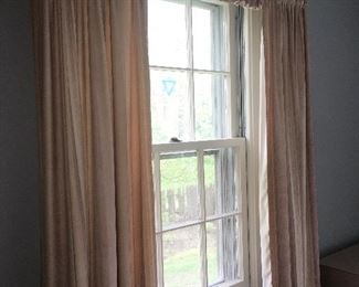 Item #44:  Pair of single lined drapes w/valance.  Apprx. 72": $15