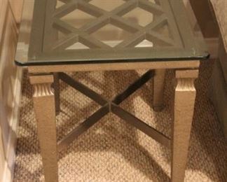 2 END TABLES L-32 D—26 H-22