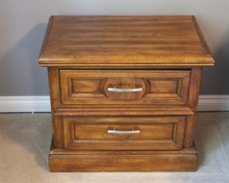 2 nightstands L-26 D-16 H-23