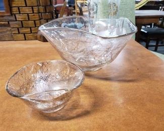 Vintage MCM Mid Century gold spun chip & dip bowl set $35
