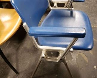 Set of 2 GIANCARLO Piretti Castelli Italian Modern Eames Era Aluminum frame Blue Vinyl Chairs $275 for both