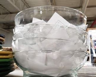 New Anchor Hocking Made in USA Large clear glass bowls #31142 retail $29.39 ea. 4 available $12 each