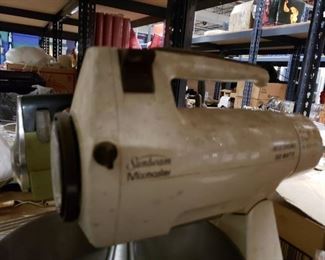 Vintage Sunbeam Mixmaster with bowl & attachments $50