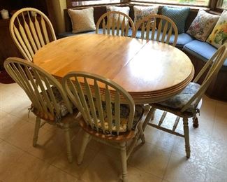Oval maple & painted table w/6 chairs $300
