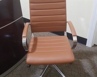 This item is in storage and can be picked from 5033 n Elston. 