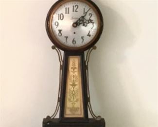Antique Banjo Style Clock (modified to battery operated)