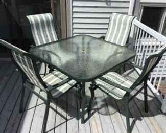 Patio Set with 4 Chairs