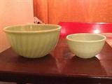 Vintage jadeite mixing bowls