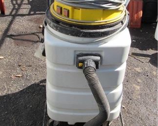 NSS DESIGNER 16 WET/DRY COMMERCIAL VACUUM CLEANER