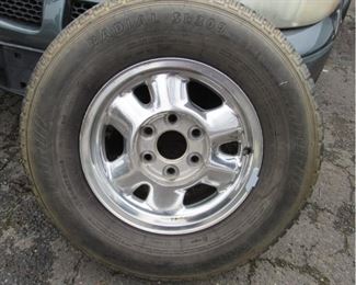 Milestar Radial SL309 LT245/75 R16 Tire With Rim