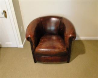 Leather Chesterfield style pub/barrel chair $100 pending pickup