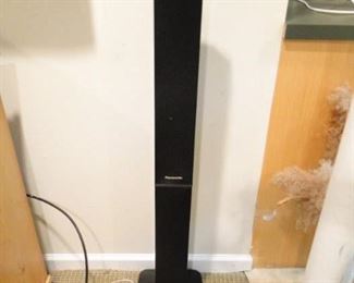 Panasonic home theater speakers 4 speakers 2 tall 2 wall $100