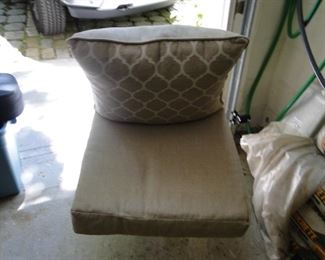 Hampton Bay Patio chair cushions set of 4  $50