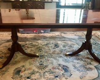 $700 - Bernhardt Double Pedestal Dining Room Table; 41x84x29.5.  Includes one 18" leaf