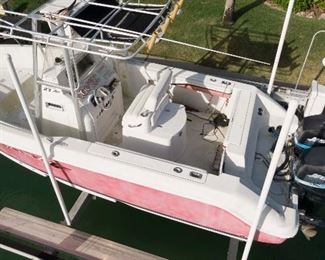 Donzi Fishing boat with Twin 115 mercury engine