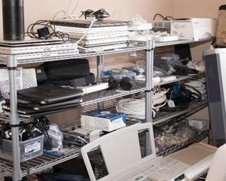 Lots of electronics and apple products