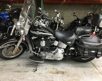 Harley Davidson 2003 Heritage Anniversary , 1000 miles, fully serviced May 2020