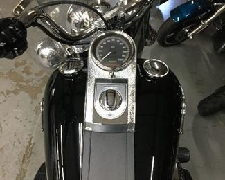 Harley Davidson 2003 Heritage Anniversary , 1000 miles, fully serviced May 2020