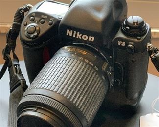 Nikon F3